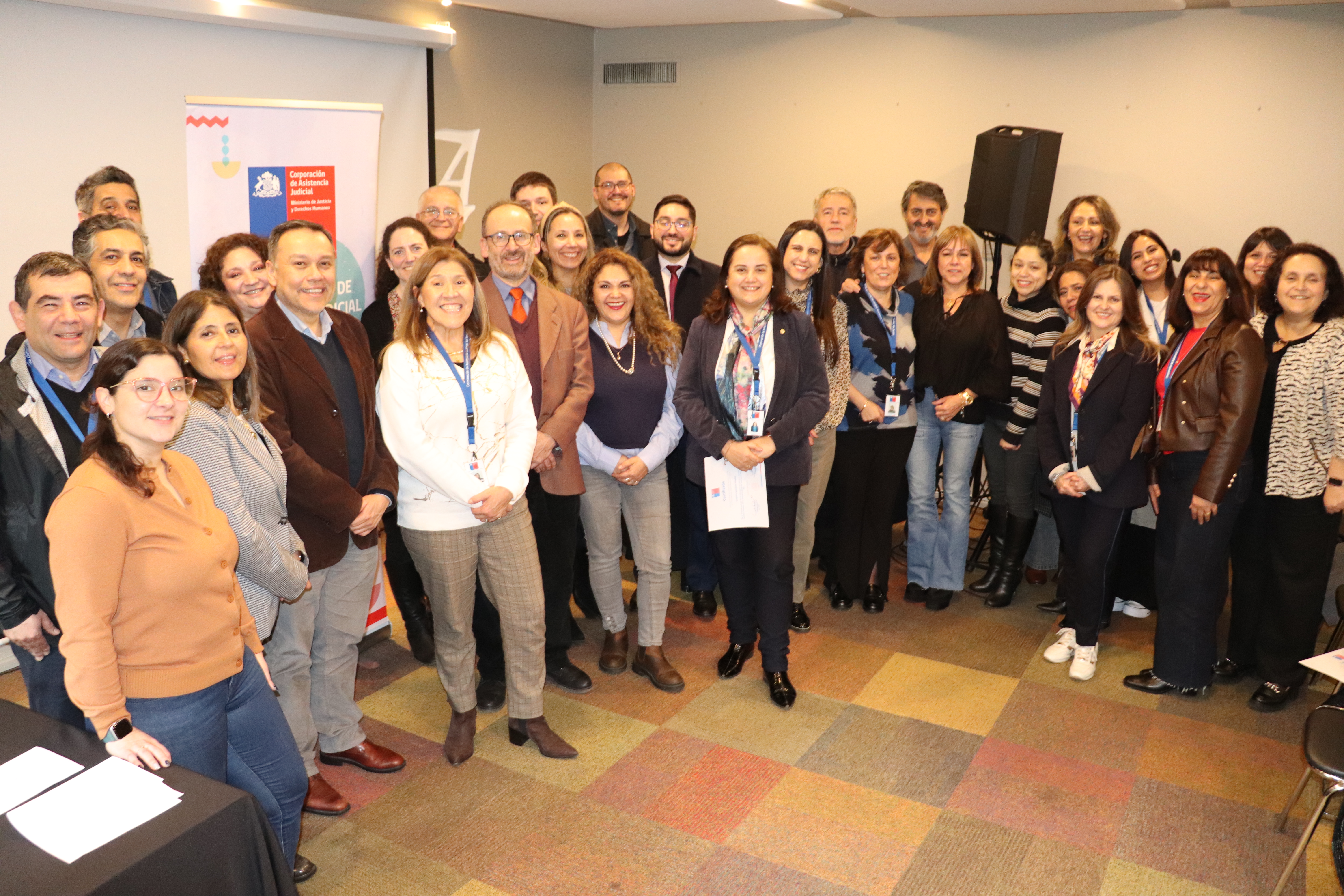 Equipos de trabajo de los CAVIS y Centros de Mediación de la CAJ Biobío participan en exitoso encuentro en Concepción